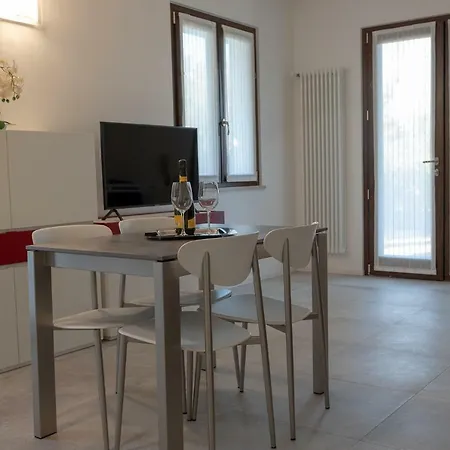 Casa Mary Due - Trilocale Con Giardino Privato A Due Passi Dal *
